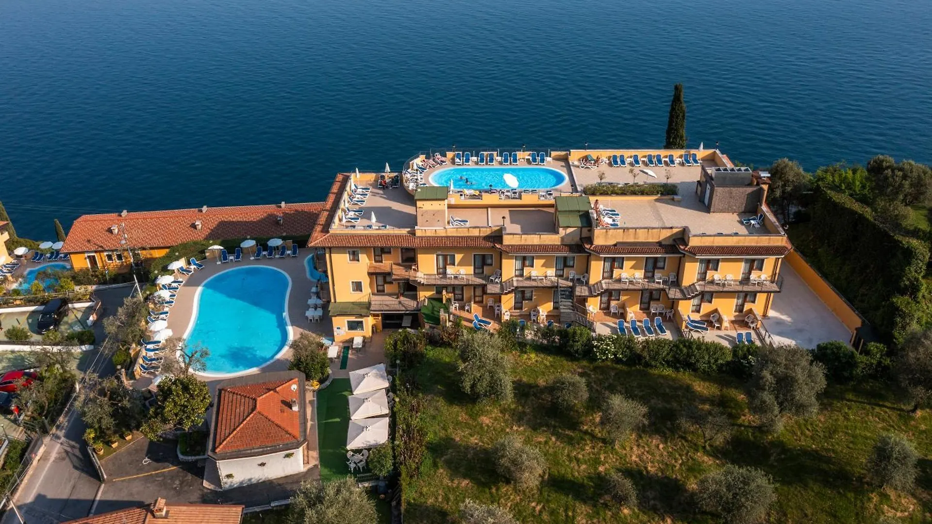 טוסקולנו מדרנו All Inclusive Hotel Piccolo Paradiso