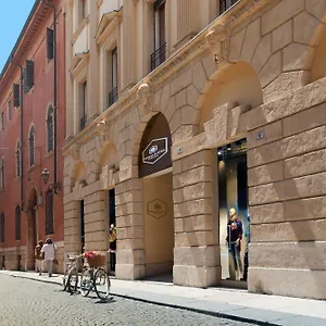 Oriana Homèl Italie