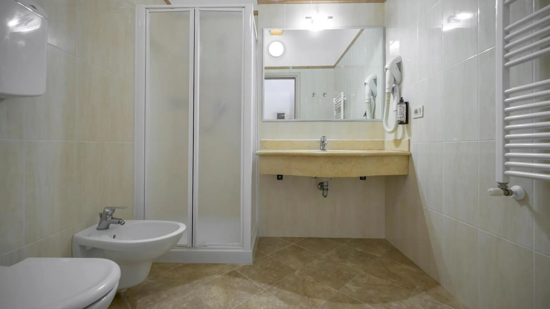 All Inclusive Hotel Piccolo Paradiso Toscolano Maderno 4*,