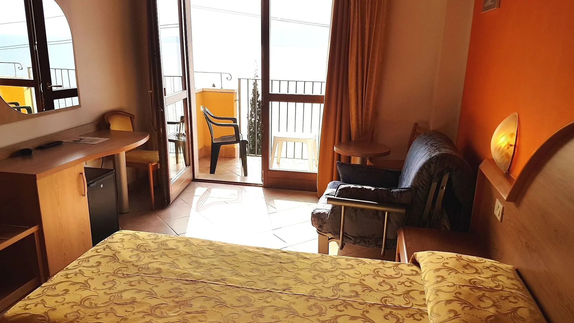 All Inclusive Hotel Piccolo Paradiso Toscolano Maderno 4*,